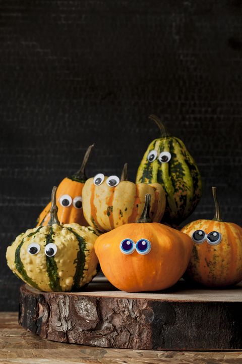 pumpkins with eyes for halloween