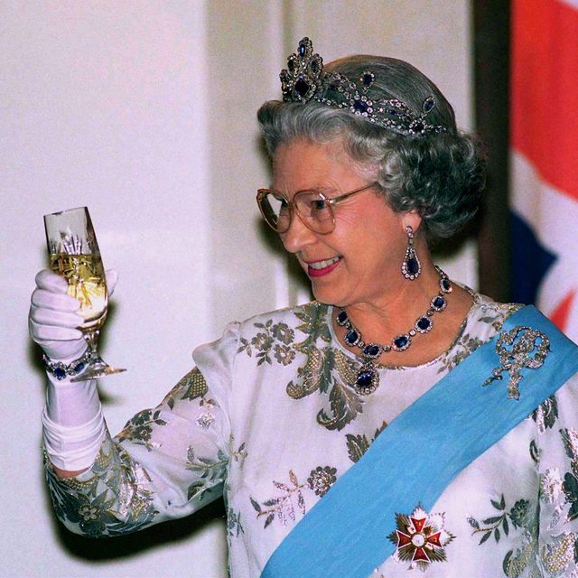 queen with champagne