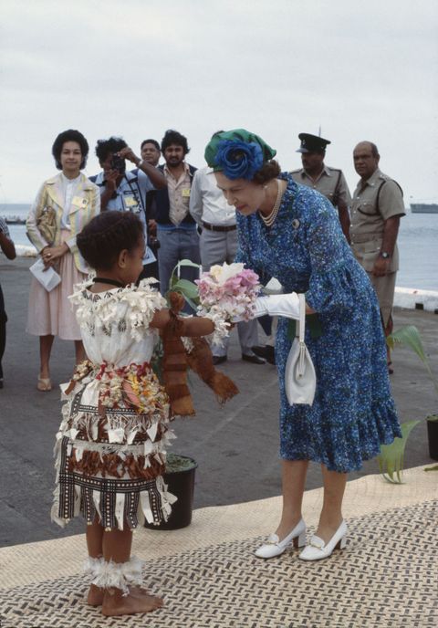 queen elizabeth visits fiji