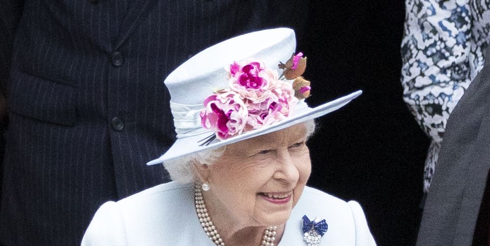 イギリス女王 エリザベス2世 偉大なるゴッドマザー 英国王室プロフィール