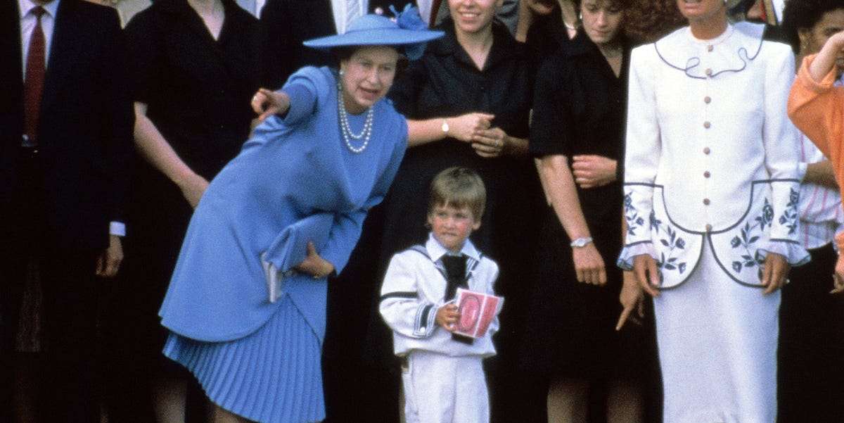 My How Time Flies Queen Elizabeth At 50 >> Queen Elizabeth Ii Runs After Toddler Prince William At My How Time Flies Queen Elizabeth At 50 >> Queen Elizabeth Ii Runs After Toddler Prince William At