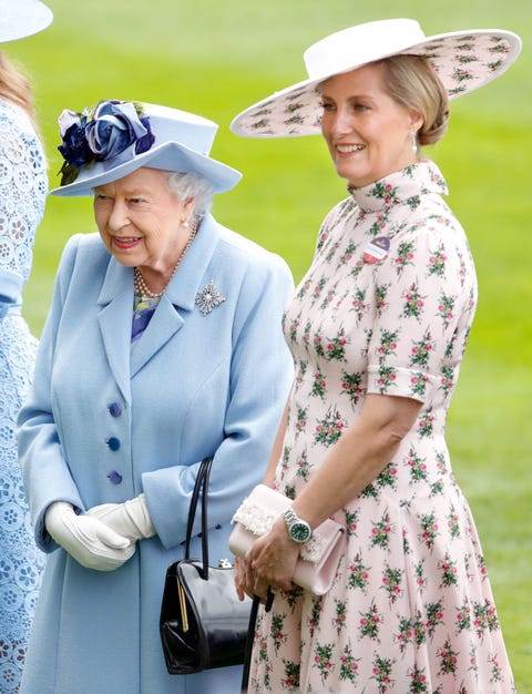 ヘンリー王子 メーガン妃が去った英国王室 穴埋めを行うのはあの人 ヘンリー王子 メーガン妃が去った英国王室 穴埋めを行うのはあの人