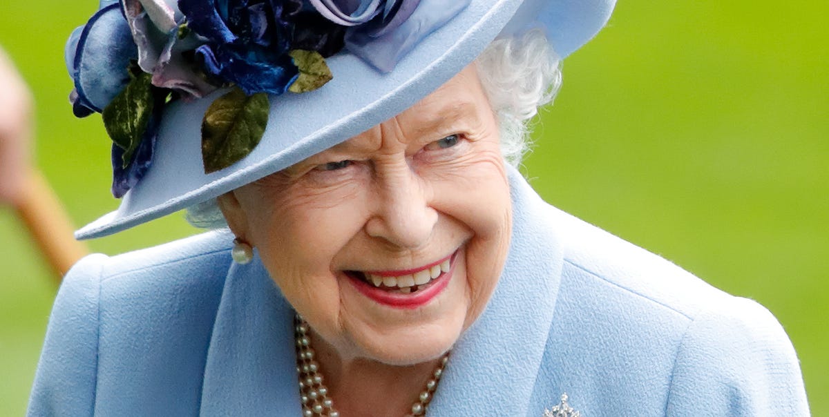 Queen Elizabeth Writes Royal Ascot Racecard Introduction