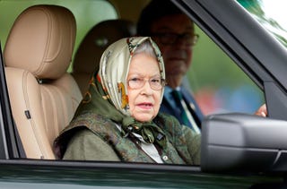 14 Rare Photos Of Queen Elizabeth Driving Herself