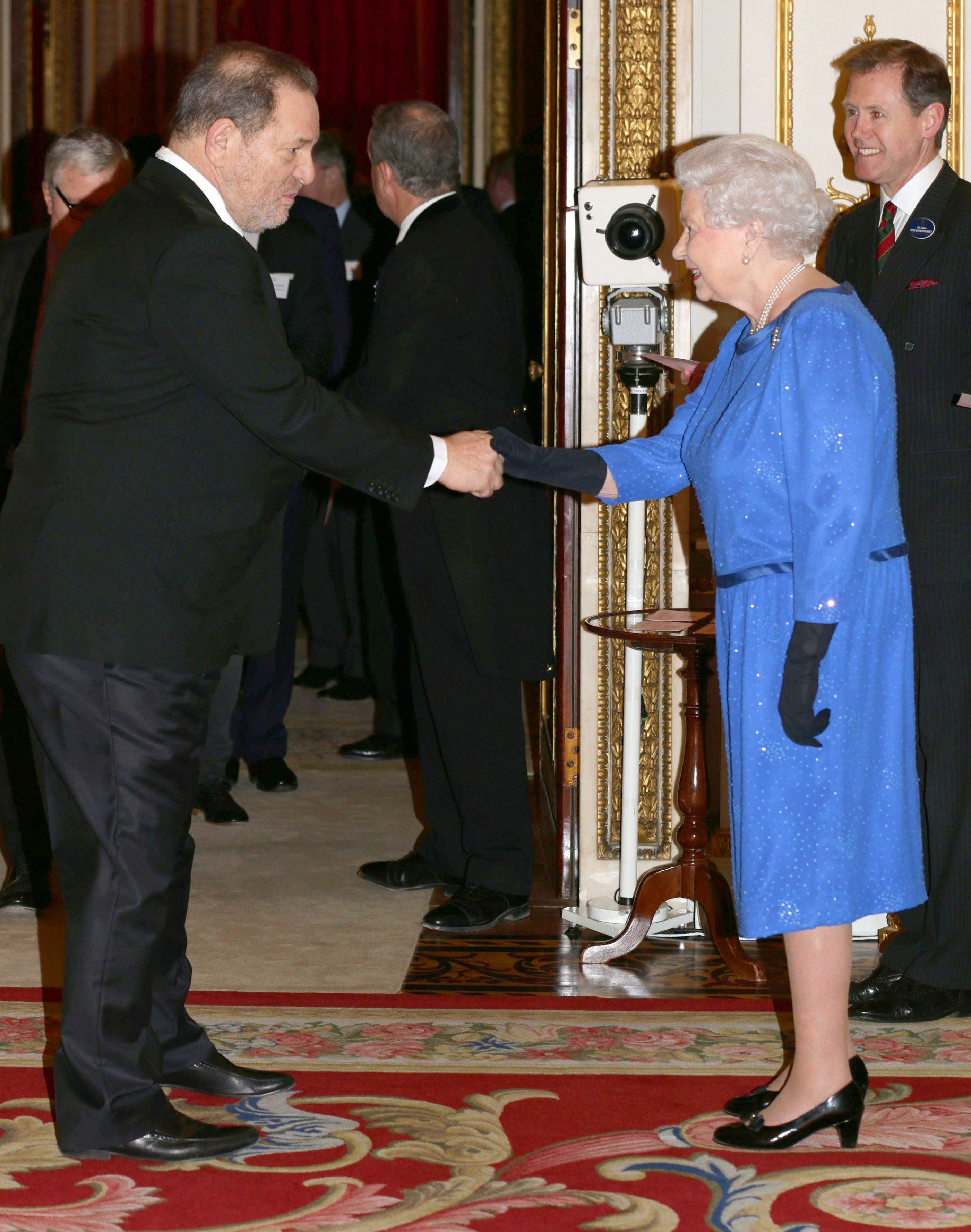 ハーヴェイ ワインスタイン 大英帝国勲章を剥奪される エリザベス女王が決定