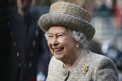 The Queen Opens Flanders Field WW1 Memorial Garden