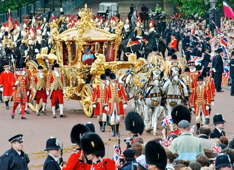 Queen Jubilee Timeline: 33 Photos of The Queen's life