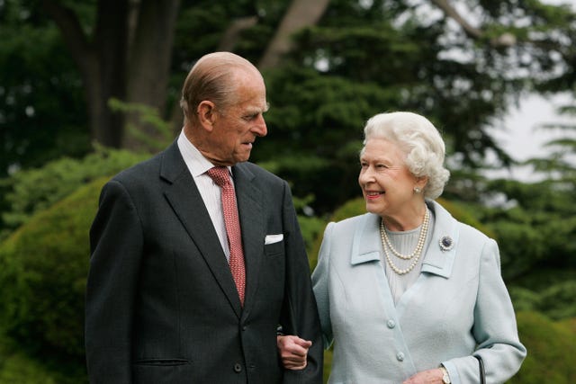 Who lives at Buckingham Palace?