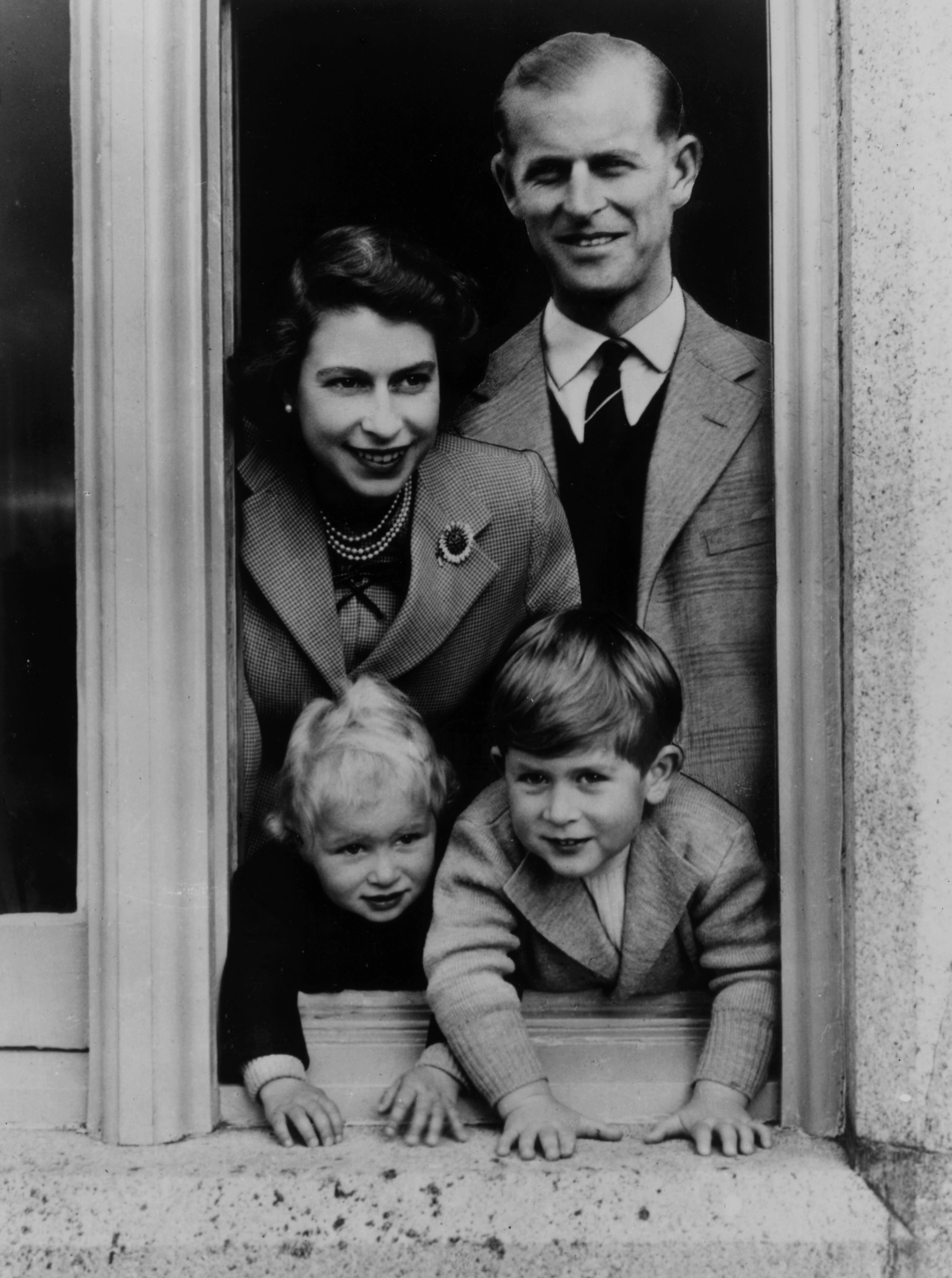 Queen Elizabeth 10" x 8" Photograph 4 Prince Philip 