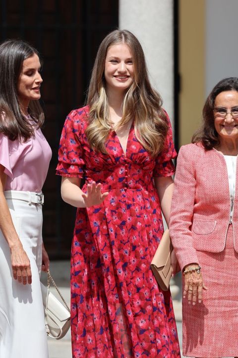 infanta sofia receives her confirmation surrounded by her family