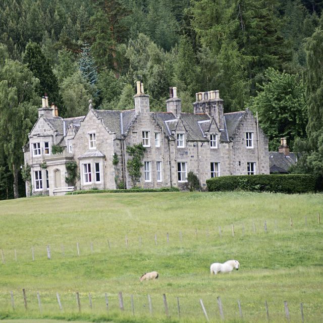 the queen has £20k 'wheelchair friendly lift' fitted at ﻿﻿craigowan lodge on the balmoral estate
