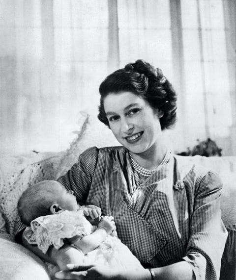 Queen Jubilee Timeline: 33 Photos of The Queen's life