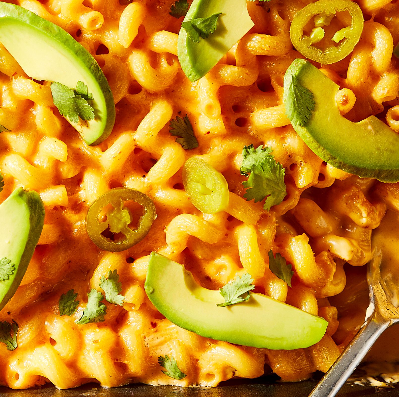 This Queso Mac & Cheese Is A Creamy, Spicy Delight