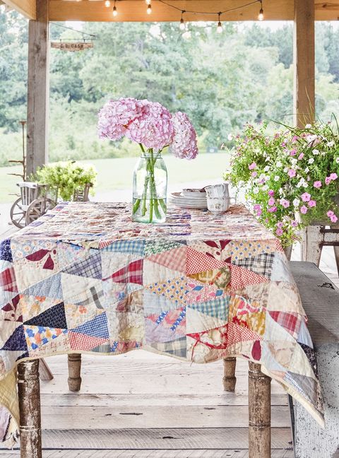 quilt dining table diy flower arrangements