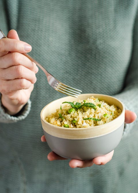 quinoa helps a bloated stomach