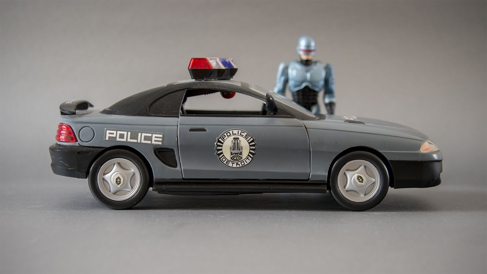 robocop police car toy