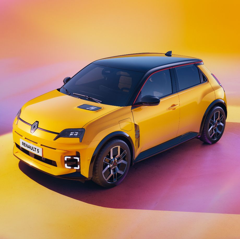 Renault R5 Hatch Returns as an EV, and the Price Is Right