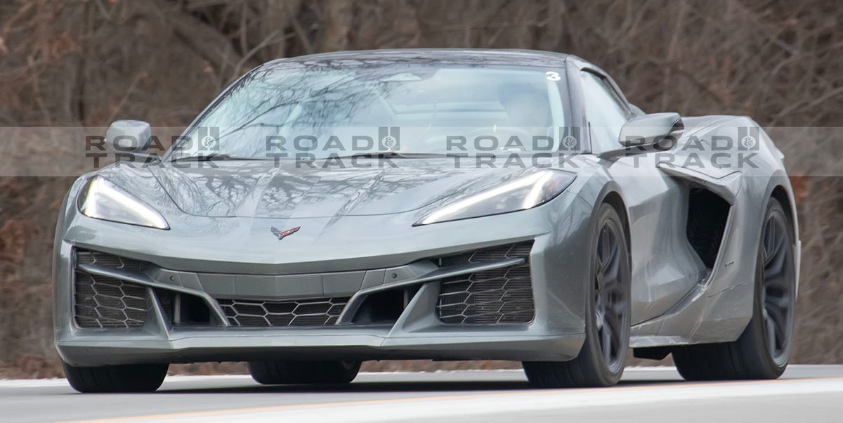 www.roadandtrack.com