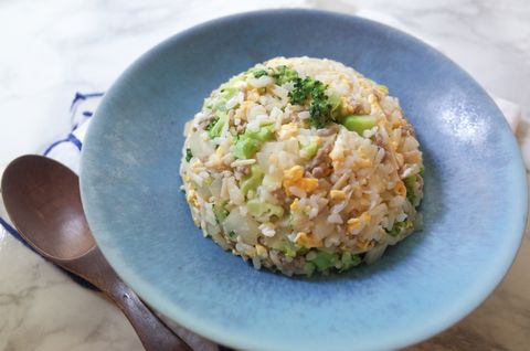Dish, Cuisine, Food, Thai fried rice, Rice, Ingredient, Risotto, Fried rice, Steamed rice, Takikomi gohan, 