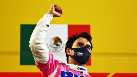sergio pérez tras su priemra victoria en sakhir