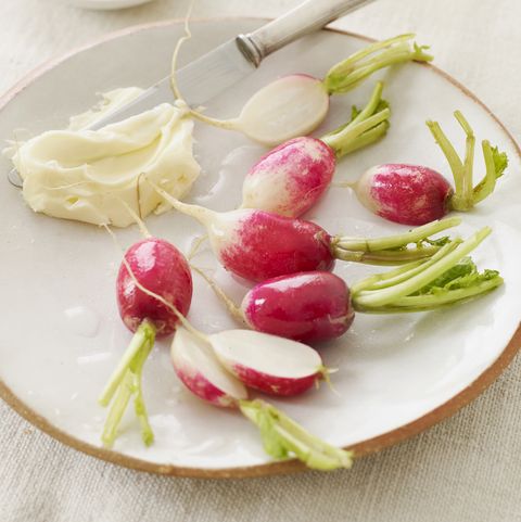 radishes with butter and salt