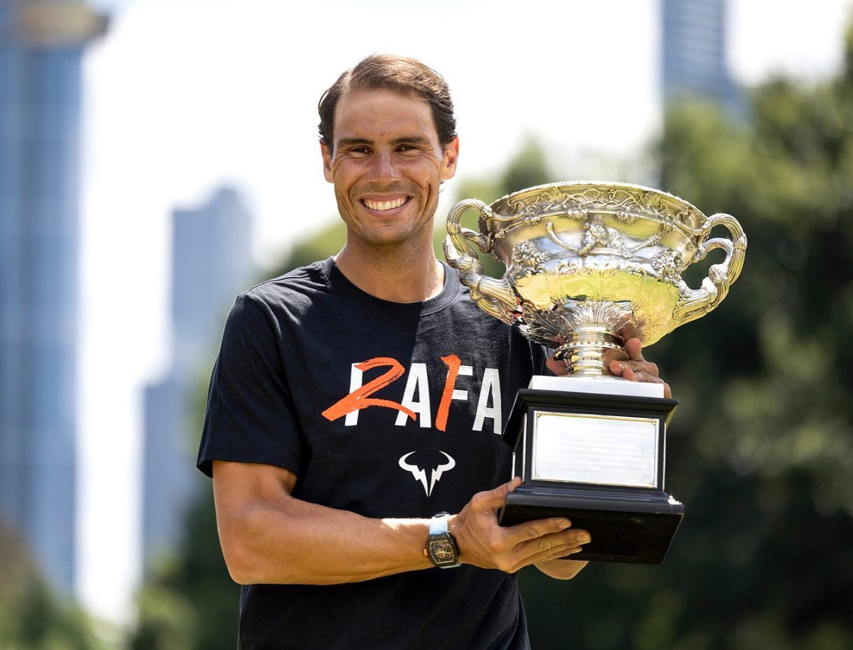 no se dio cuenta de ultramar gastar Dónde comprar la camiseta de Rafa Nadal y sus 21 Grand Slam