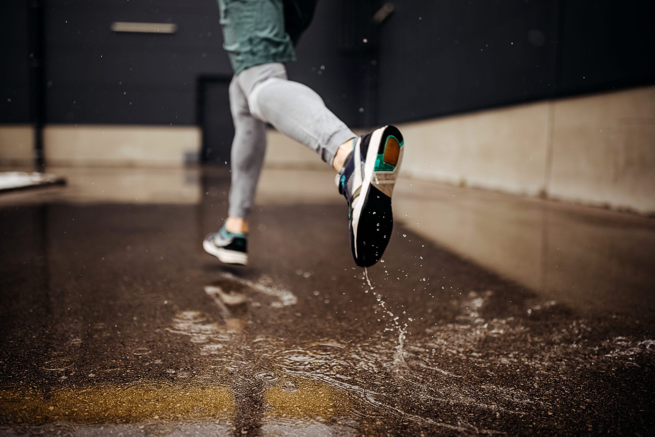 Ask the Test Team: What Are the Best Shoes for a Rainy Race?