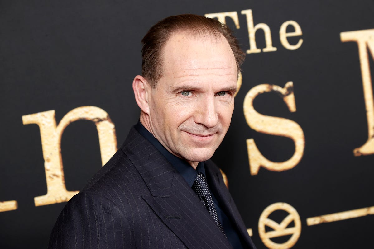 ‘Harry Potter’: Ralph Fiennes defends JK Rowling