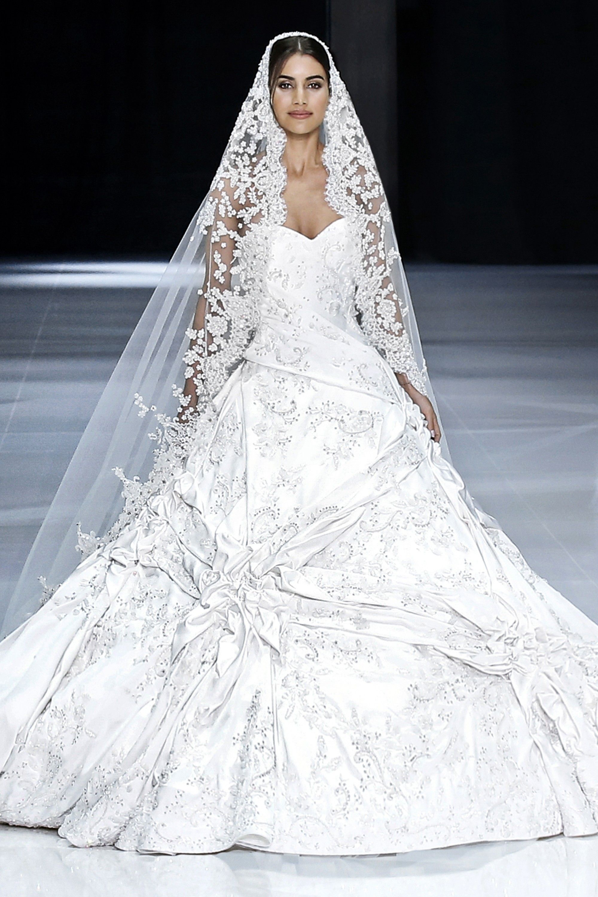 ralph and russo wedding dress cost