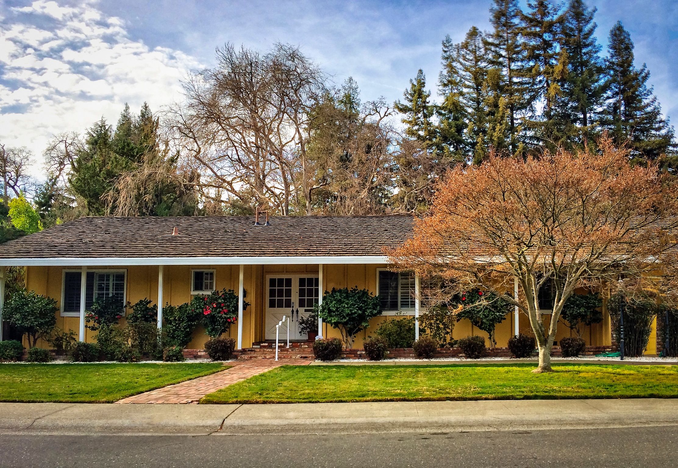 Featured image of post Types Of American House Styles - Many american houses with photos of facades and interiors.