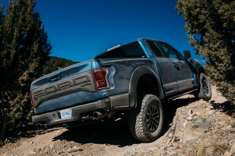 Custom Ford Raptor >> 2019 Ford F-150 Raptor - Best Pickup Trucks for 2019 Custom Ford Raptor >> 2019 Ford F-150 Raptor - Best Pickup Trucks for 2019
