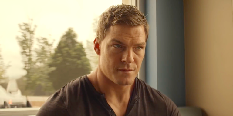  Alan Ritchson (bogati sin)