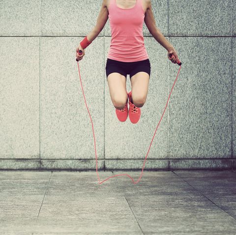 skipping workout benefits, 12 reasons to try a skipping rope today