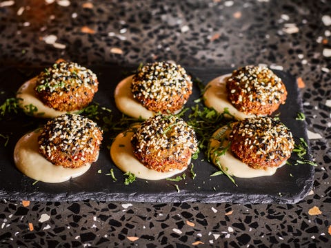 recept-homemade-falafel-maken-bardak falafel bij restaurant bardak in amsterdam