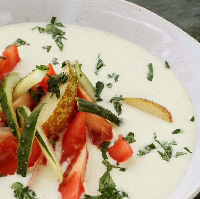 Receta: Ensalada con gazpacho blanco receta ensalada con gazpacho blanco