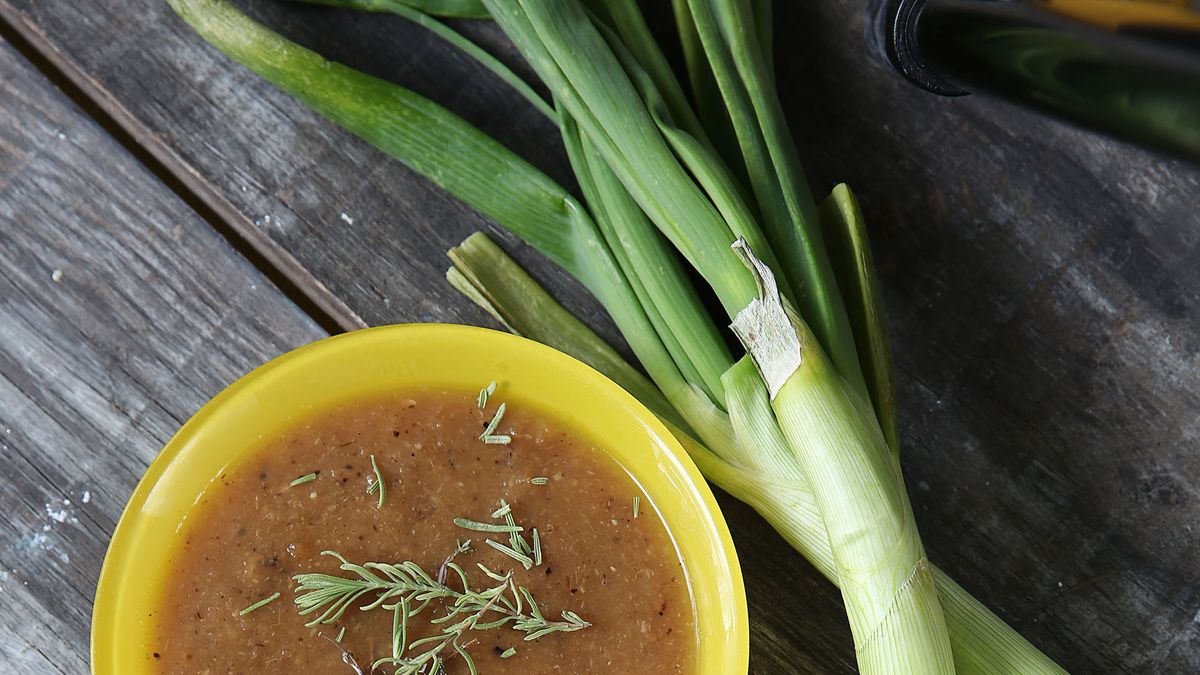 Recetas sanas y fáciles: Sopa de ajo asado