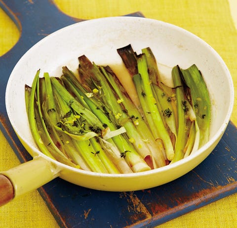 Dishware, Food, Ingredient, Leaf, Tableware, Produce, Serveware, Kitchen utensil, Recipe, Plate, dishware, food, ingredient, leaf, tableware, produce, serveware, kitchen utensil, recipe, plate,
