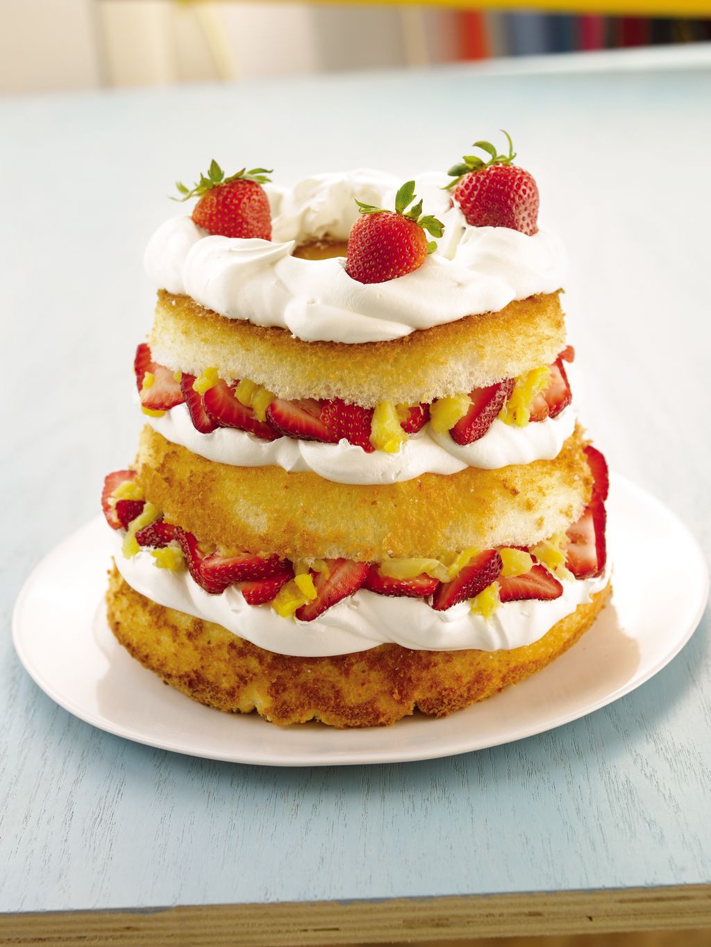 Heavenly Strawberry Cake image