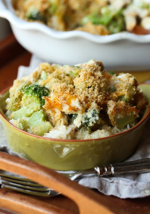 chicken divan in dark green bowl