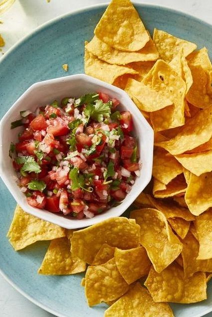 healthy appetizers and snacks  easy homemade salsa