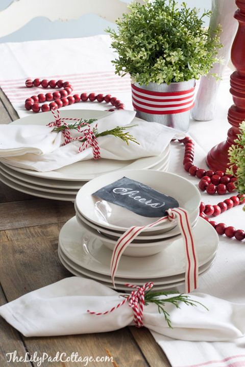 50 Best Christmas Table Settings - Decorations and Centerpiece Ideas ...