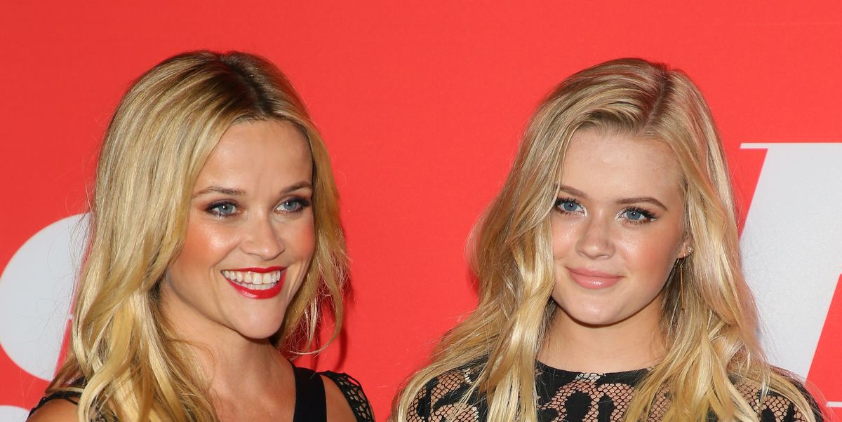 Literally Nine Photos Of Reese Witherspoon And Her Lookalike Daughter Ava Phillippe At The Home 