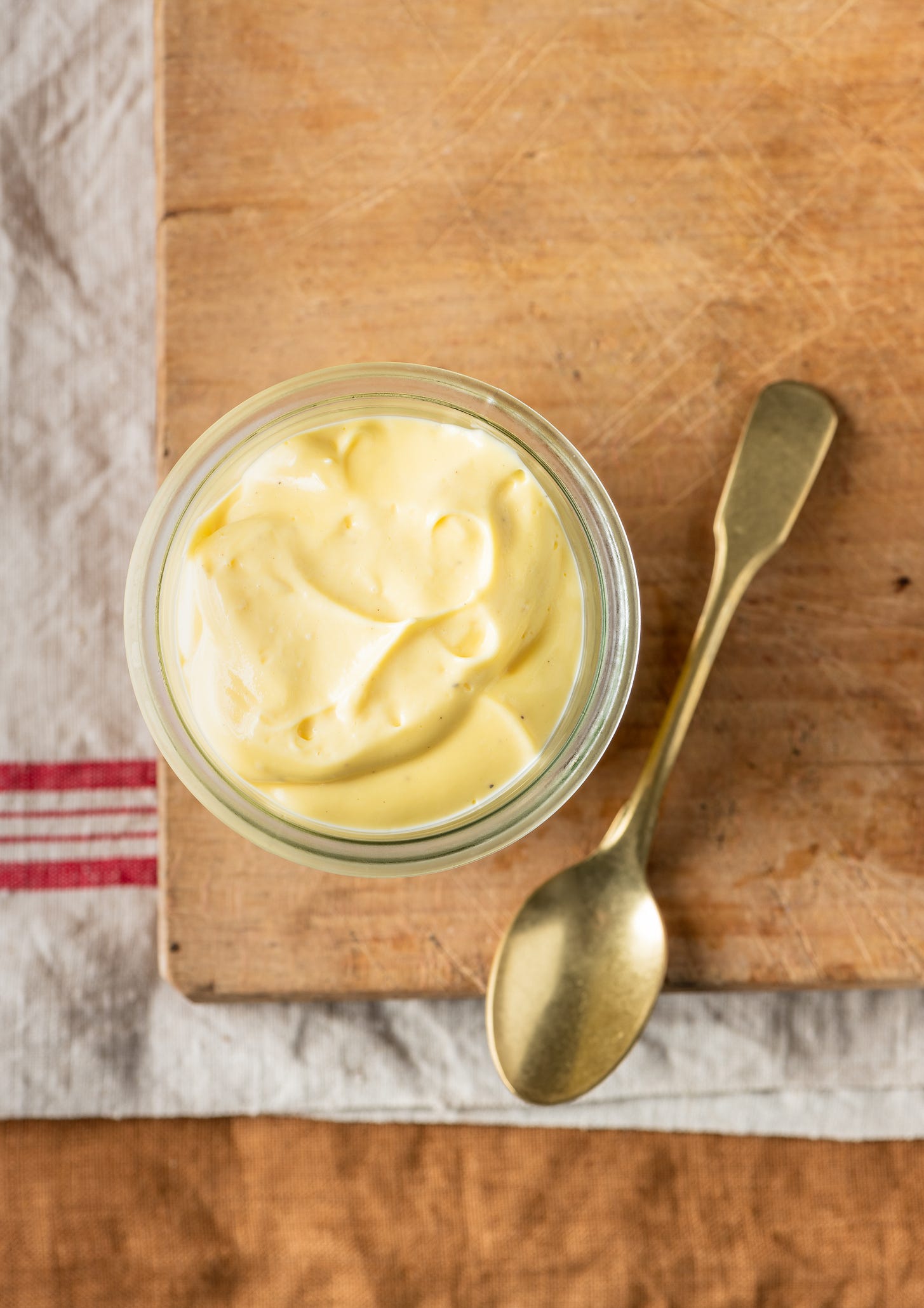 How to remove mayonnaise from your carpet - 1001 Carpet Care
