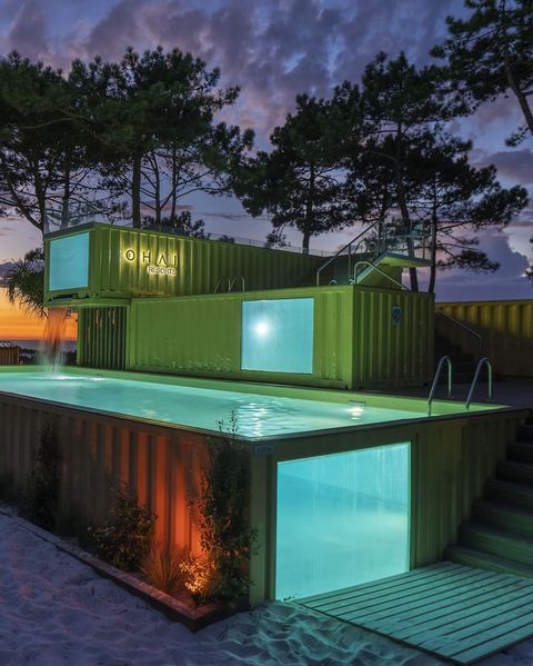 resort ohai nazaré un camping con piscinas en containers