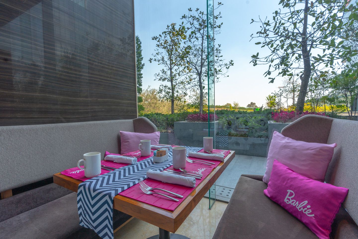 barbie dream hotel