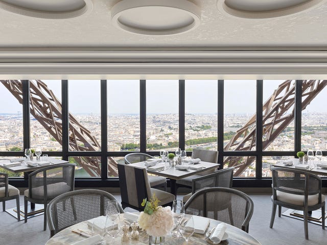 Reabre el restaurante de la Torre Eiffel de París