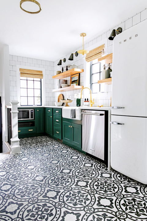 retro kitchens ideas bold floor patterns