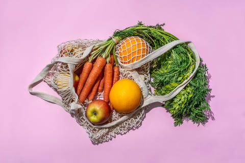 reusable cotton mesh bag with fruit and vegetables