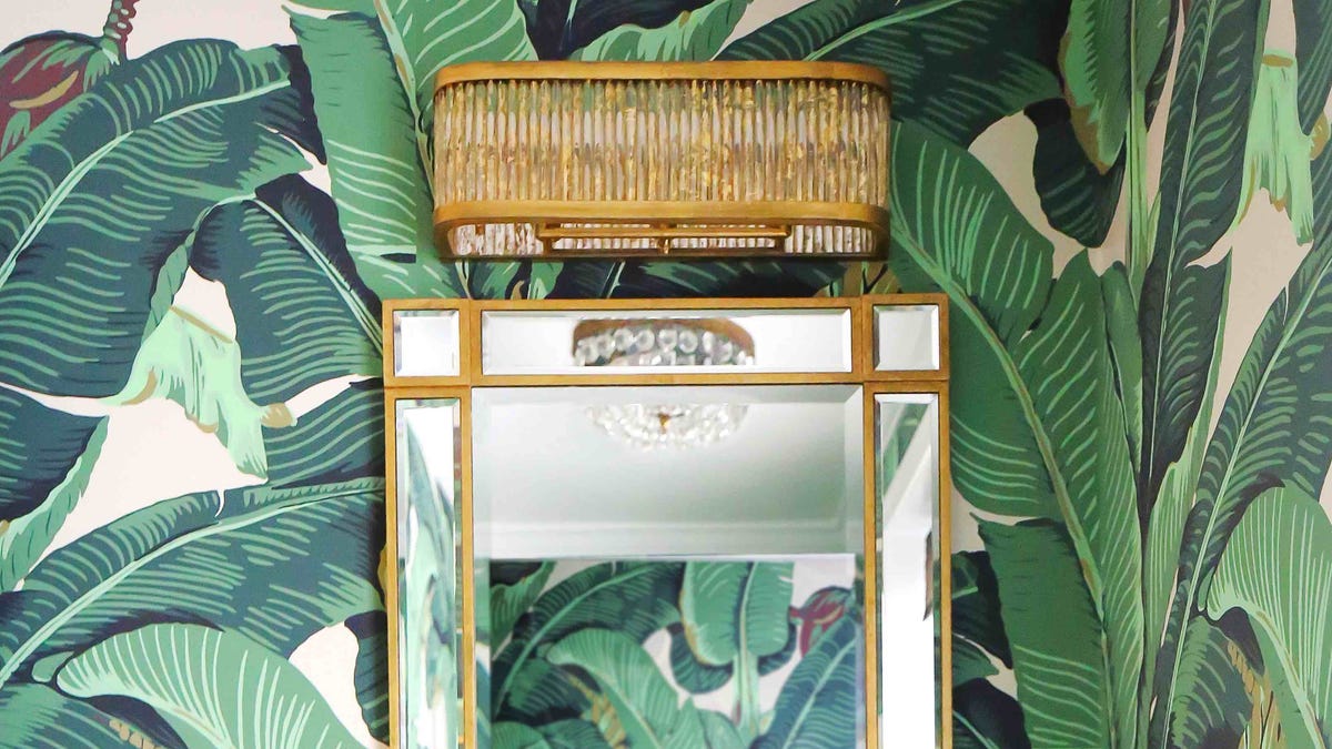 How to transform your cloakroom with statement wallpaper How to transform your cloakroom with statement wallpaper