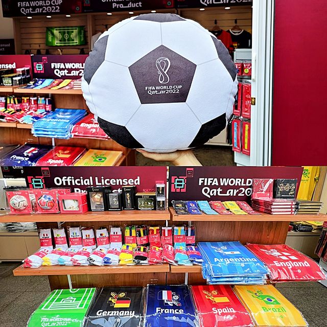 2022世界盃足球賽開踢！世足官方首度在台灣推出全系列周邊商品，各式經典周邊、期間限定店地點、開賣時間通通都整理好了！